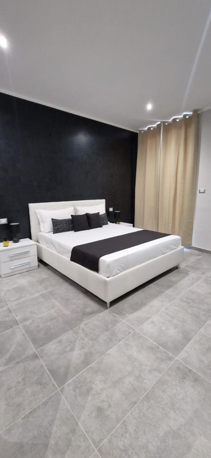 Hotel Movida คาโซริอา ภายนอก รูปภาพ