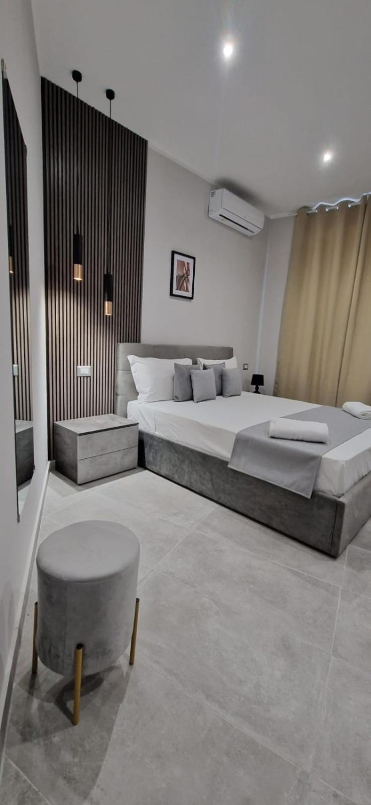 Hotel Movida คาโซริอา ภายนอก รูปภาพ